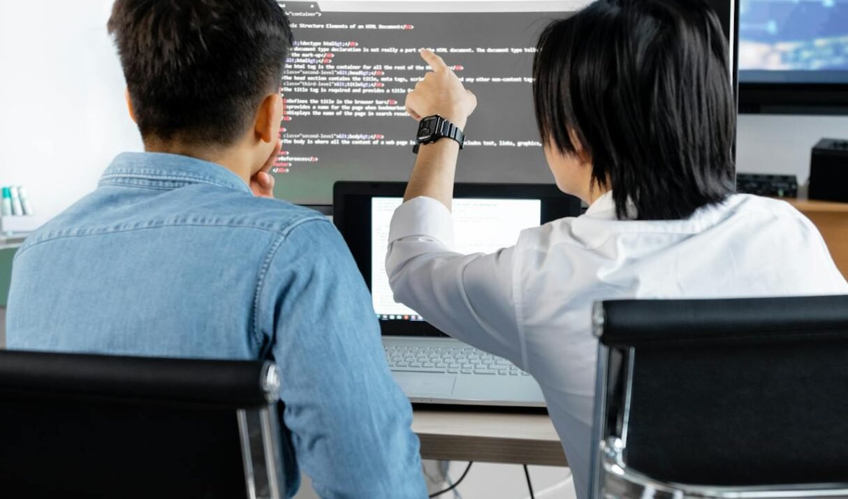 Top Programming Trends Developers Need to Know for 2026