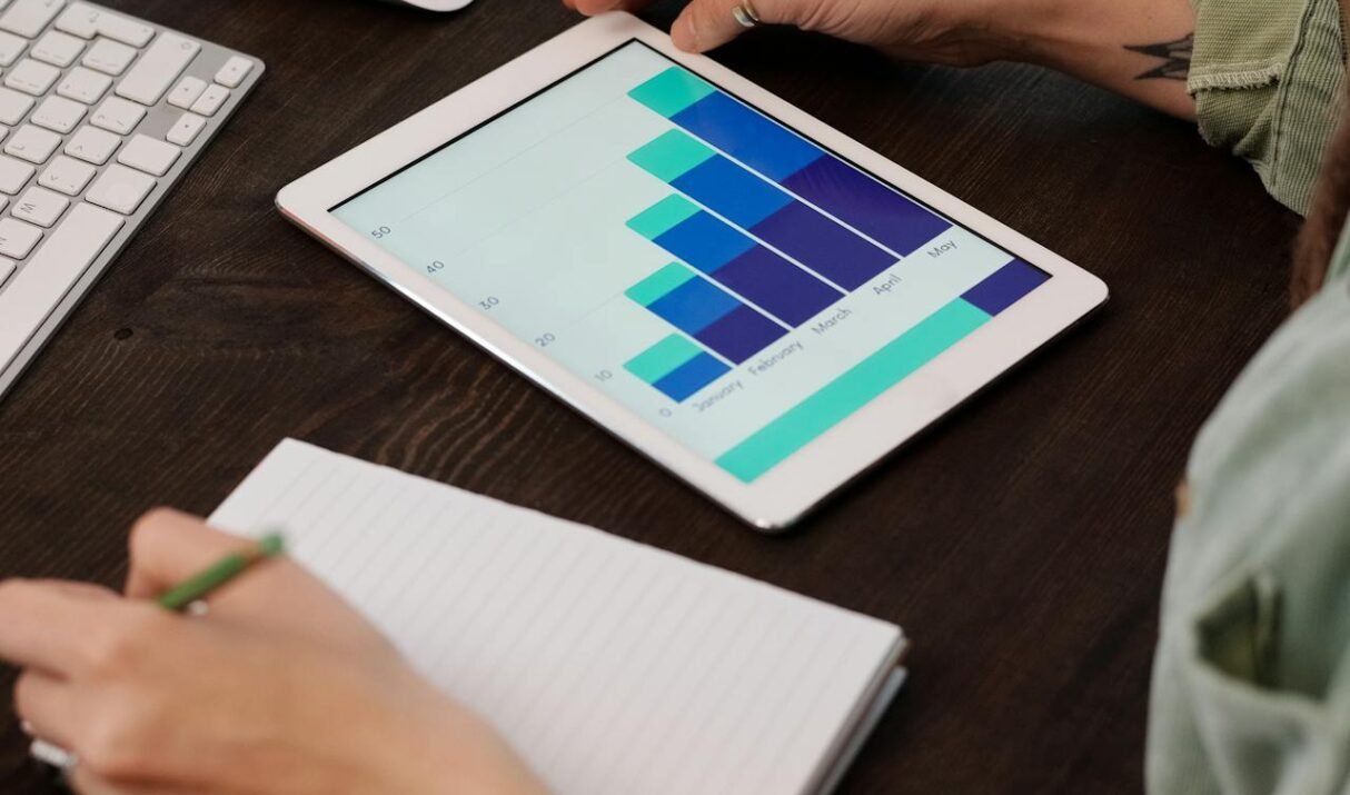 Top 25 SEO Tools Every Marketer Should Use in 2026 (Free & Paid)